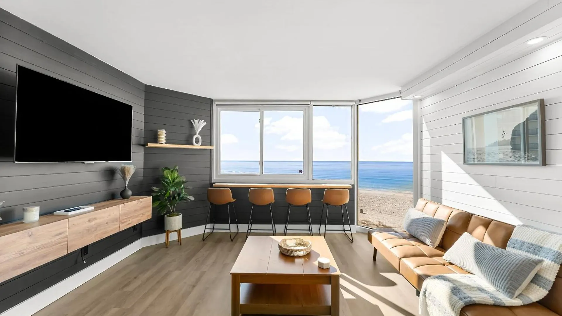 Fantastic Fully Renovated Beach Front Condo - Incredible View - Top Of The Gulf 523 Panama City Beach
